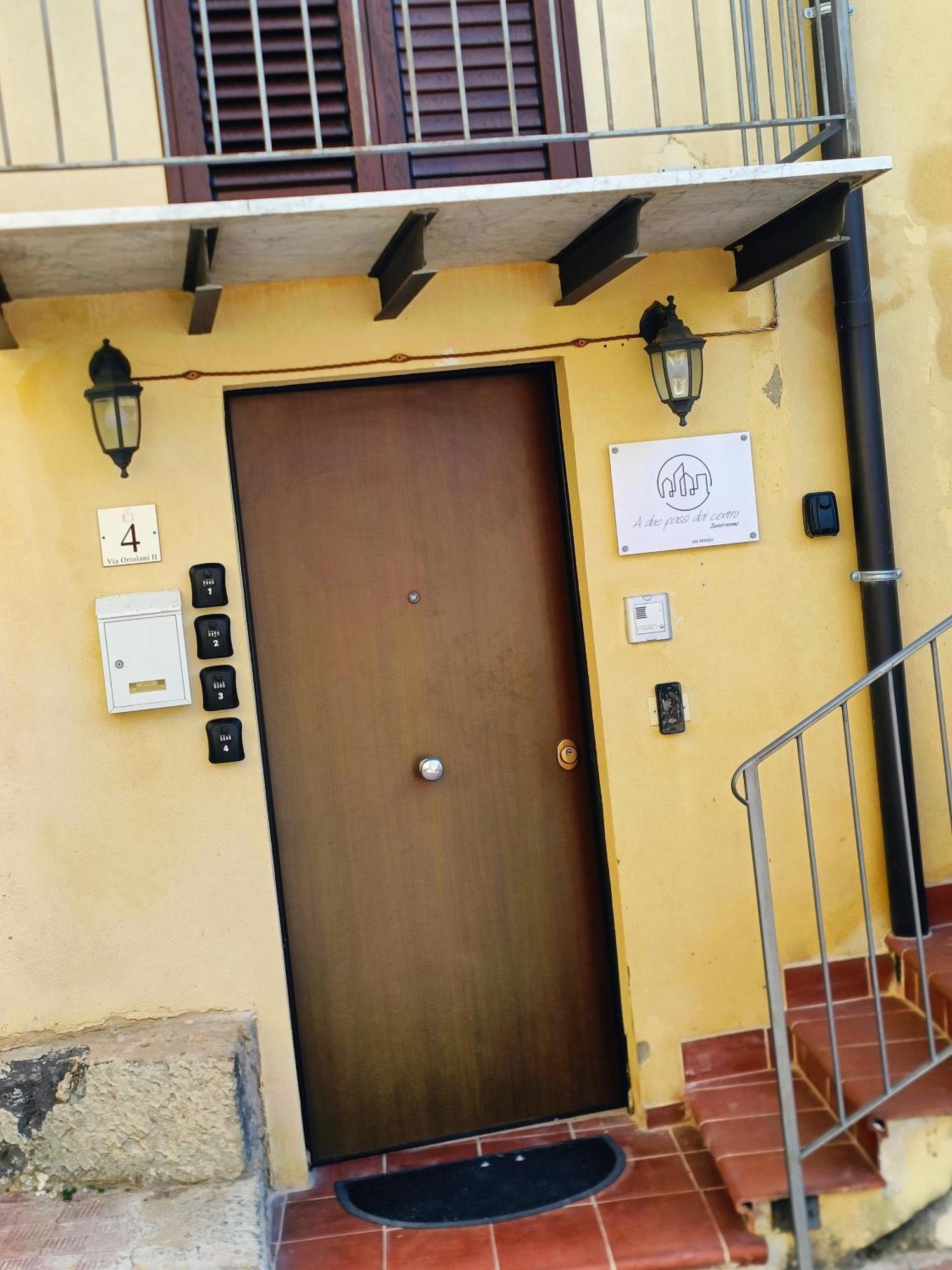 A Due Passi Dal Centro Sweet Rooms Agrigento Kültér fotó